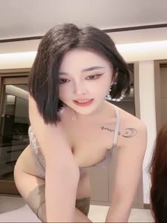 极品美少女被送餐员迷晕